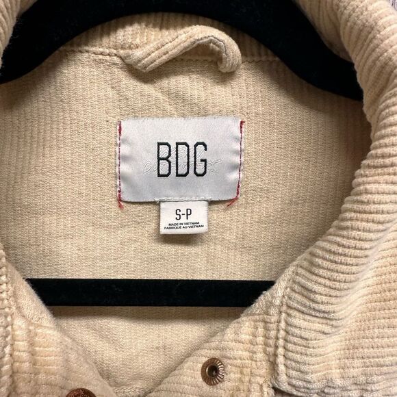 Urban Outfitters BDG corduroy jacket - Picture 3 of 11